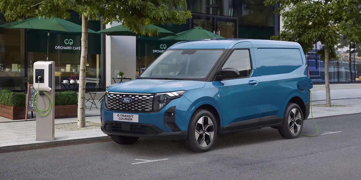 Uusi Ford e-Transit Courier Mäkelän Auto Järvenpää